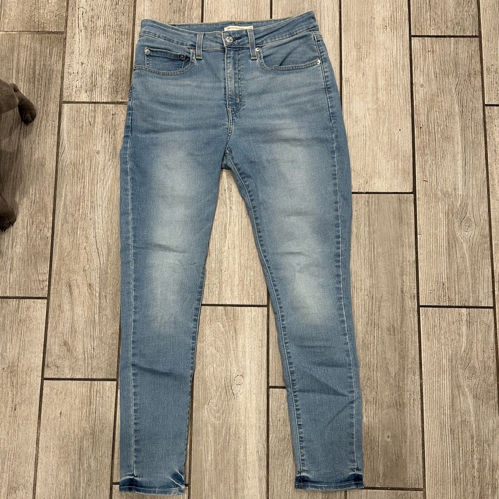 👖 Levi’s 721 High-rise Skinny Jeans 👖